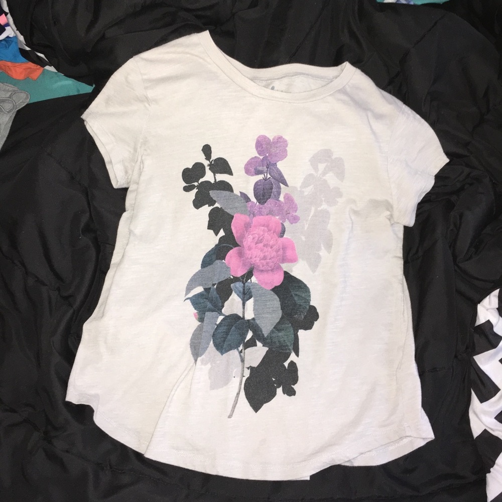 Tee
